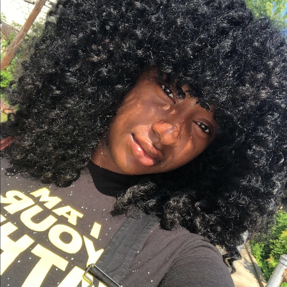 Meet your Posher, Chantaisa